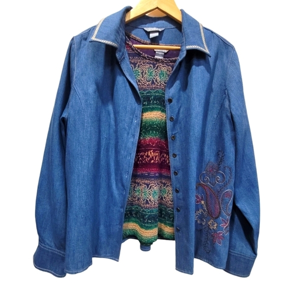 Koret Tops - 💥BUNDLE/LOT XL Denim Long Sleeve Embroidered Button Down w/Metallic Top
